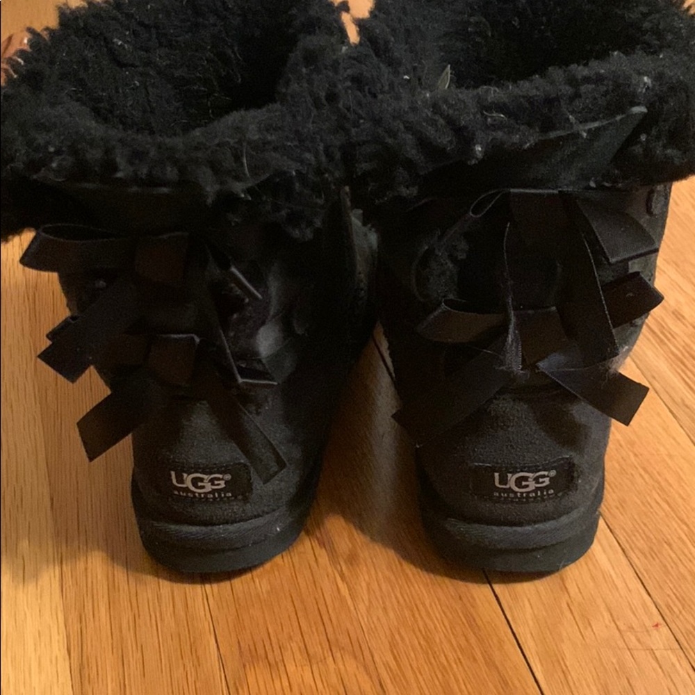 Bailey Bow II uggs(ugh boots)